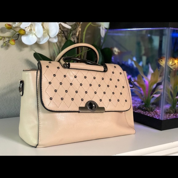 Nude Hand bag with optional strap - Picture 6 of 6